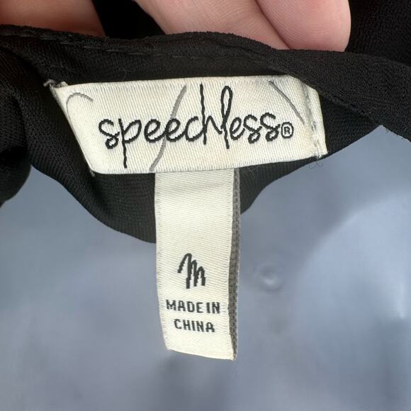 Speechless Black Lace Back Roll Tab Shift Mini Dress Juniors Medium Long Sleeve - Picture 8 of 10